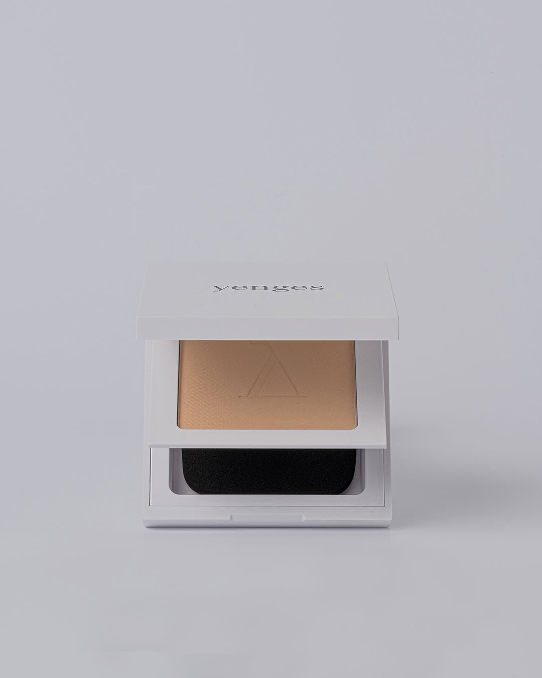Maple (Dark) компактна пудра с HD MATTE завършек | Yenges