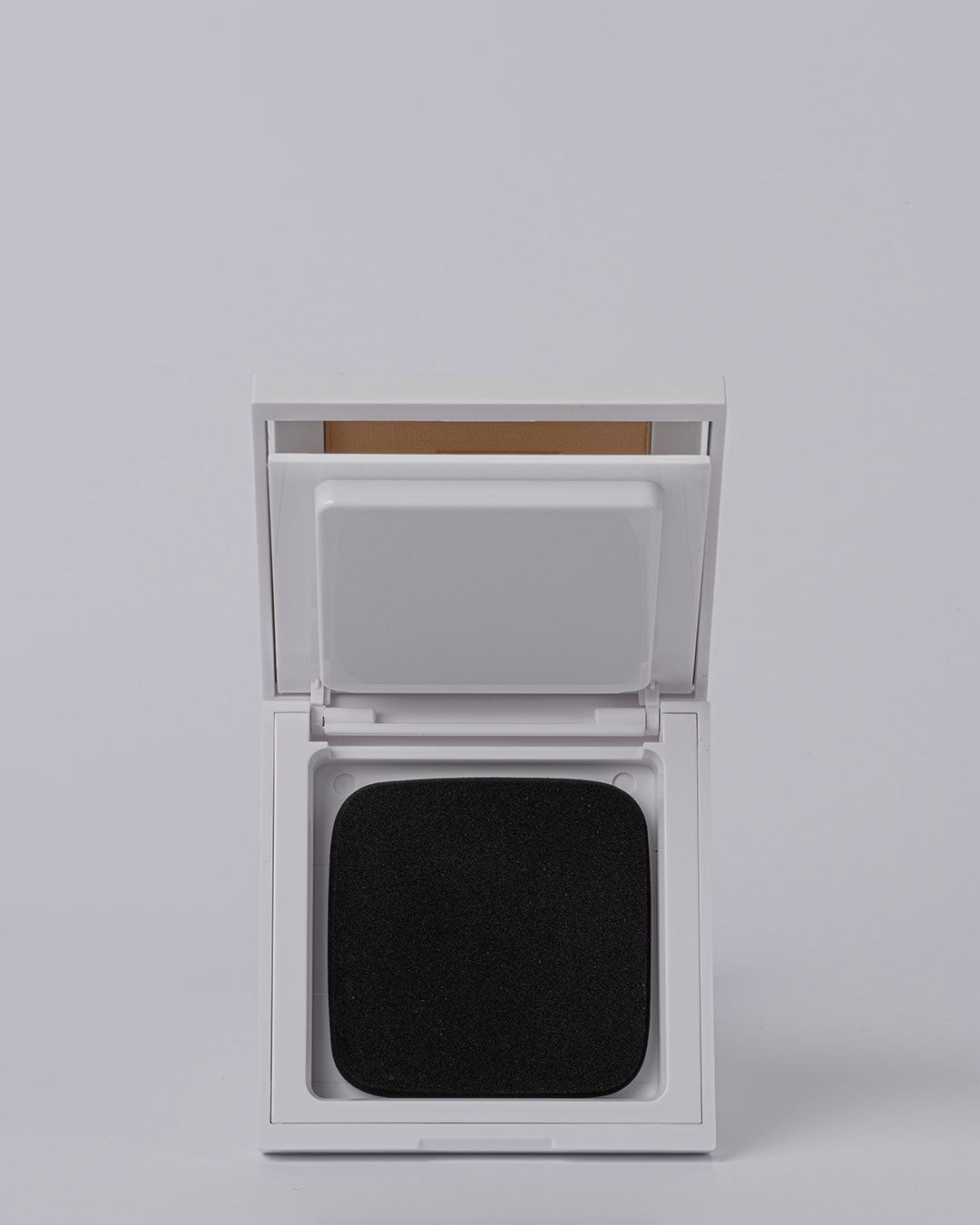 Maple (Dark) компактна пудра с HD MATTE завършек | Yenges