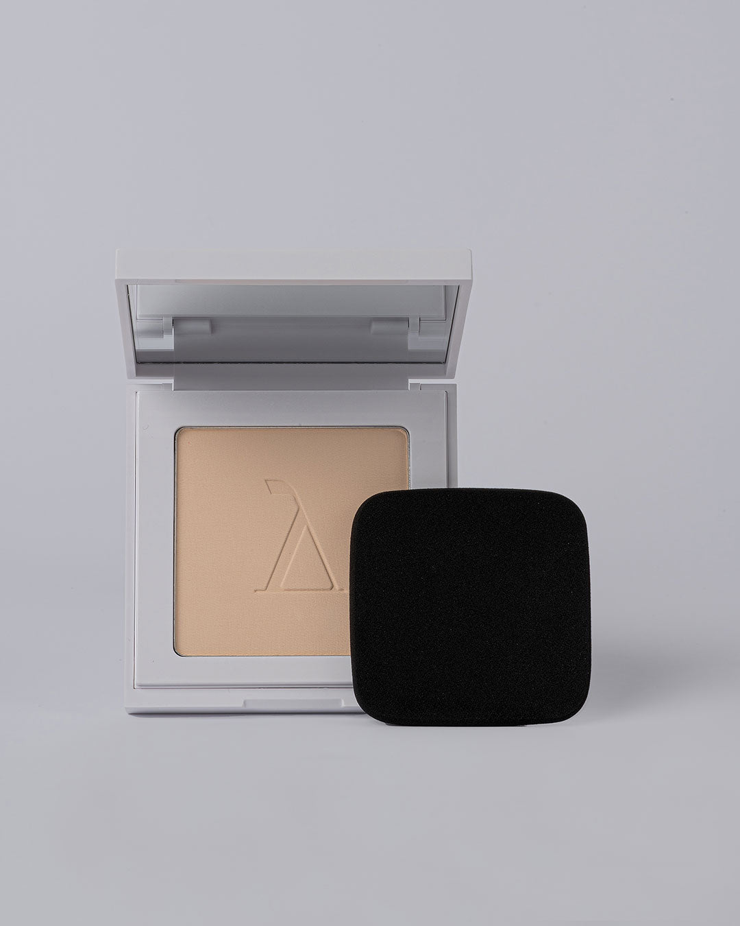 Cream (Light) компактна пудра с HD MATTE завършек | Yenges