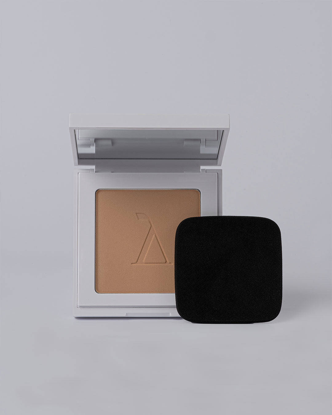 Maple (Dark) компактна пудра с HD MATTE завършек | Yenges