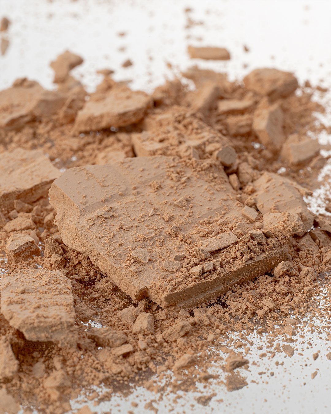 Sand (Medium) компактна пудра с HD MATTE завършек | Yenges